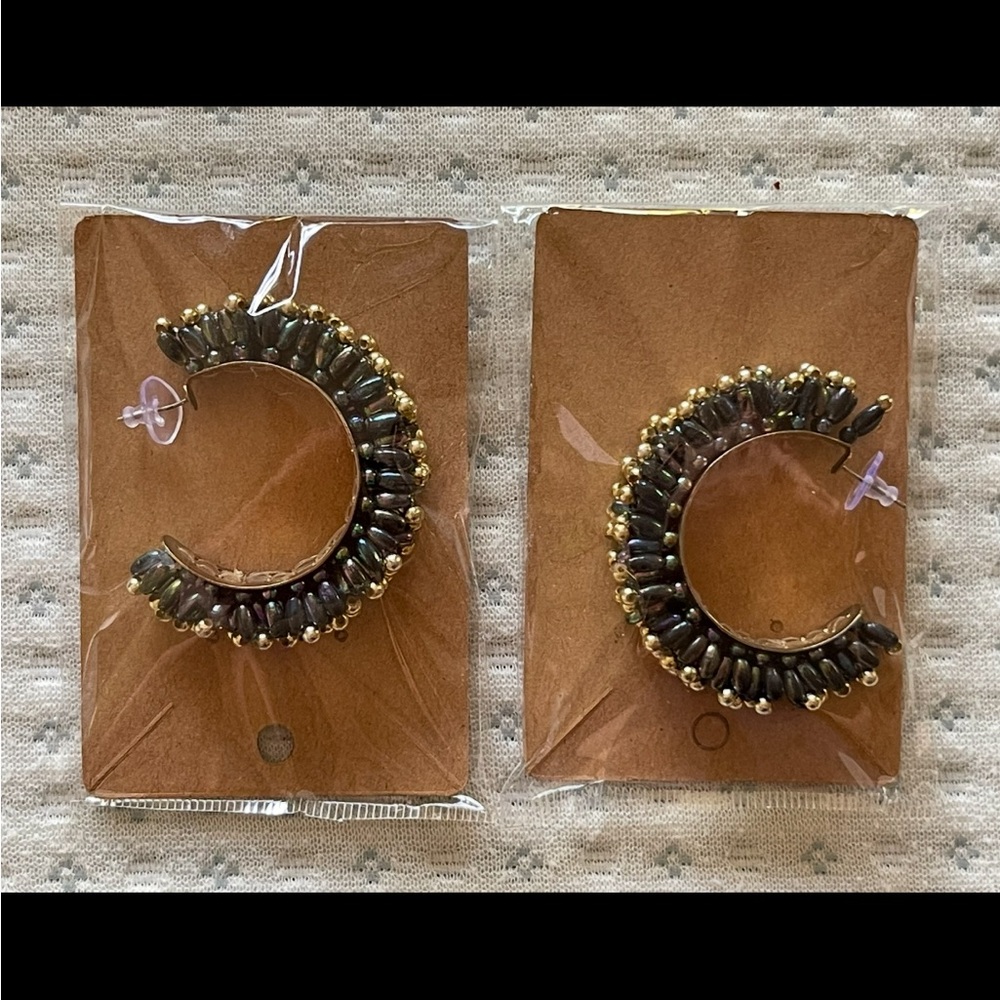 Vintage Statement Openwork Beaded AB Gold 60s 70s Disco Beaded Half Hoop Earring - Picture 9 of 9